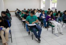 UEA inicia aplicação das provas do SIS e Vestibular 2025, em todo o Amazonas, neste domingo 26