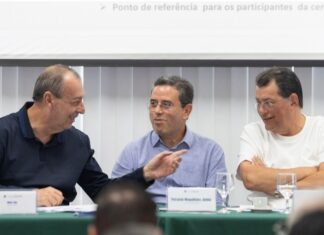 Omar Aziz reforça apoio ao cooperativismo do Amazonas em reunião com dezenas de lideranças do setor