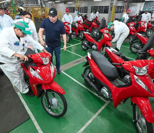 ‘Esse será o melhor ano da Zona Franca’, afirma Roberto Cidade na celebração dos 59 anos do modelo econômico