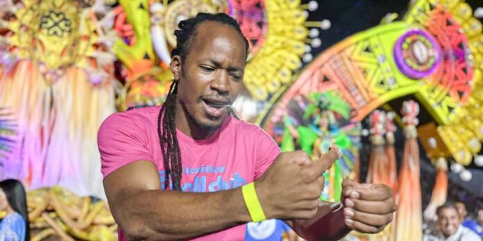 Sambódromo da Sapucaí garante acessibilidade para pessoas com deficiência no Carnaval