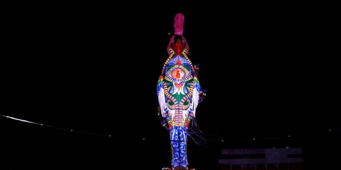 Galo Gigante homenageia Dom Helder Câmara no Carnaval recifense