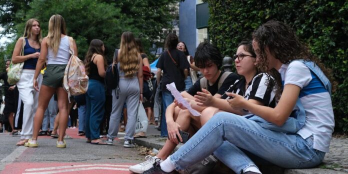 Pé-de-Meia Licenciaturas: cadastro e inscrições para bolsas de R$ 1.050 começam nesta sexta-feira