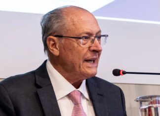 Alckmin: Tarifa de 10% dos EUA não afeta competitividade do Brasil