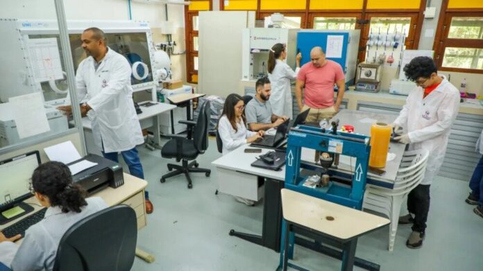 Fapeam abre inscrições para editais de pesquisa com R$ 5,8 milhões para apoiar projetos no Amazonas