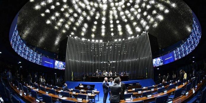 Senado aprova endurecimento de regras para condenados por morte de policiais
