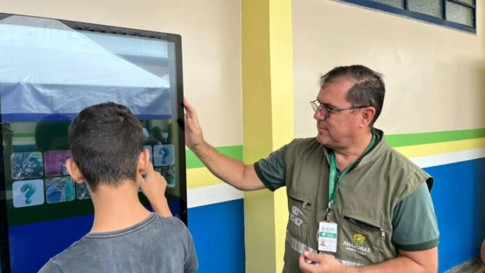 FVS-RCP leva orientação sobre saúde e prevenção de doenças ao Governo Presente em Manaus