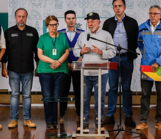 Lula anuncia que financiamento para desabrigados em Minas seguirá modelo do Rio Grande do Sul