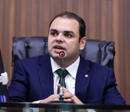 Lei de Roberto Cidade institui o Março Azul, mês de conscientização sobre o câncer colorretal no Amazonas