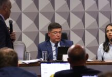 Ex-secretária do “Careca do INSS” diz à CPMI que tinha acesso a cofre e recebia ordens