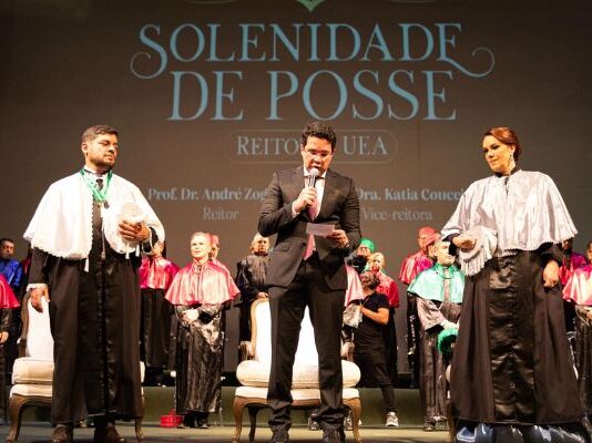 André Zogahib e Katia Couceiro são empossados nos cargos de reitor e vice-reitora da UEA