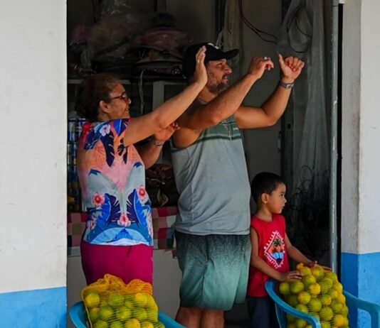 Em Manicoré, Professora Maria do Carmo fala sobre potencial do agronegócio e recebe apoio de produtores rurais e comerciantes