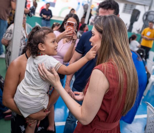 Primeira-dama Thaisa Cidade acompanha mutirões de saúde e reforça compromisso do Governo do Amazonas com atendimento especializado