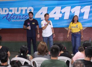 Adjuto Afonso destaca importância dos pequenos negócios em encontro com moradores do Nova Esperança