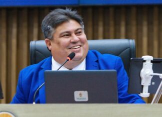 No Dia do Servidor Público, presidente David Reis parabeniza profissionais da Câmara Municipal de Manaus com homenagens e valorização